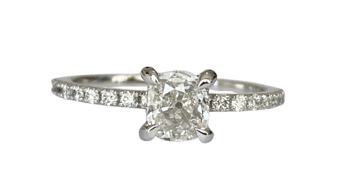 Bague 55 Bague solitaire en or blanc 18k et diamants 58 Facettes ring
