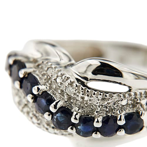 https://ledial.it/app/uploads/2026/09/38293-anello-oro-fascia-zaffiri-diamanti_12.jpg