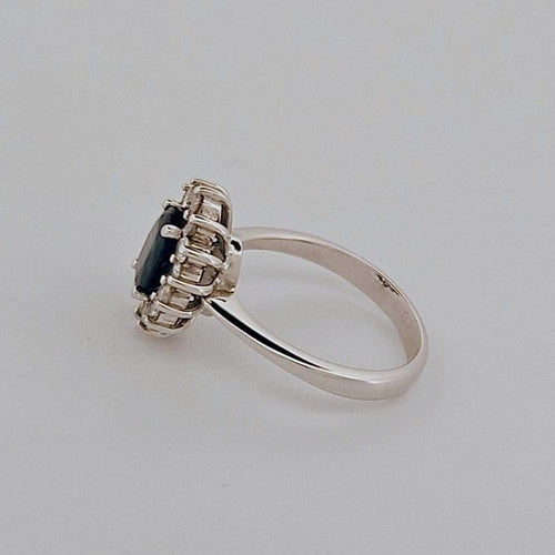 Bague 57 Bague entourage en or blanc 18 carats, saphir et diamants 58 Facettes 2690373