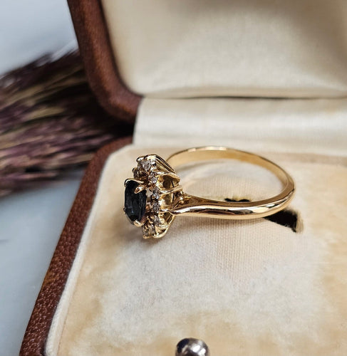 Bague 51 Bague marguerite en or jaune, saphir et diamants 58 Facettes 758