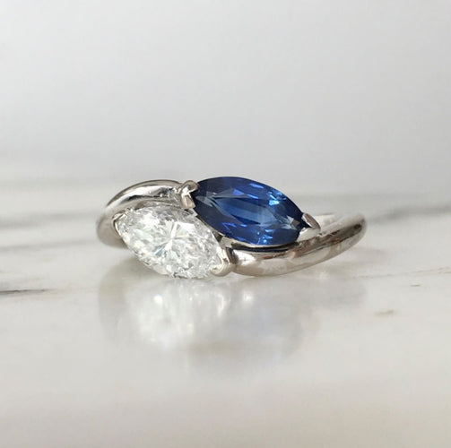 Bague 54 Bague Toi & Moi en or blanc 18k, saphir et diamant 58 Facettes 290