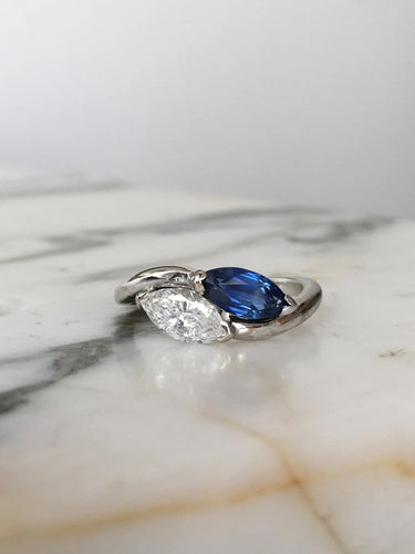 Bague 54 Bague Toi & Moi en or blanc 18k, saphir et diamant 58 Facettes 290