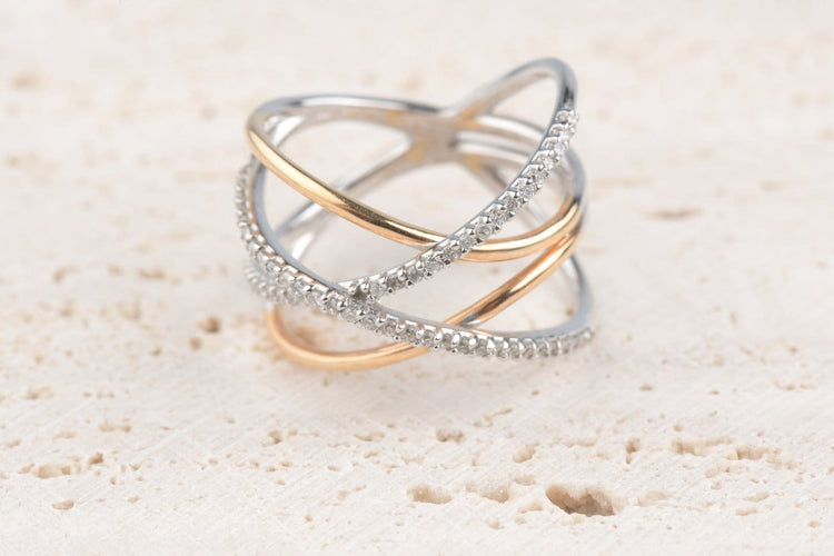 Bague 54 Bague entrelacs en or jaune et blanc 18K, diamants 0,28 ct 58 Facettes BG31300434-107