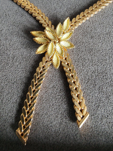 Collier Collier cravate vintage en or jaune 58 Facettes COLLIER