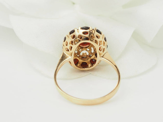 https://cdn.shopify.com/s/files/1/0750/3799/9372/files/l-aurore-bague-vintage-or-grenats.jpg?v=1790867286
