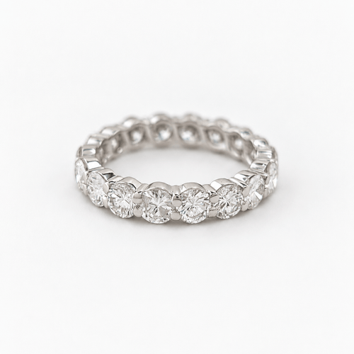 https://18carats.fr/wp-content/uploads/2026/10/38084-38530-Snubní prsten-tour-complet-en-diamants.png