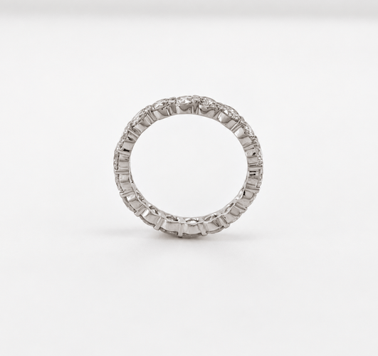Bague 52 Alliance en or blanc 18 carats et diamants 58 Facettes 38084