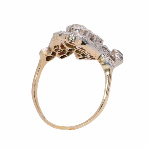 26273-0124.p08_Belle Époque Diamond Scroll Ring in Gold and Platinum circa 1910-en.jpg