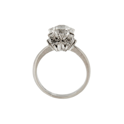 https://ledial.it/app/uploads/2025/05/33443-anello-platino-solitario-diamanti-1a.jpg
