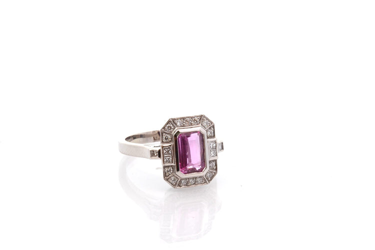 Bague 53 Bague vintage en platine avec saphir rose de 1,57 ct et diamants 58 Facettes 26641-27260