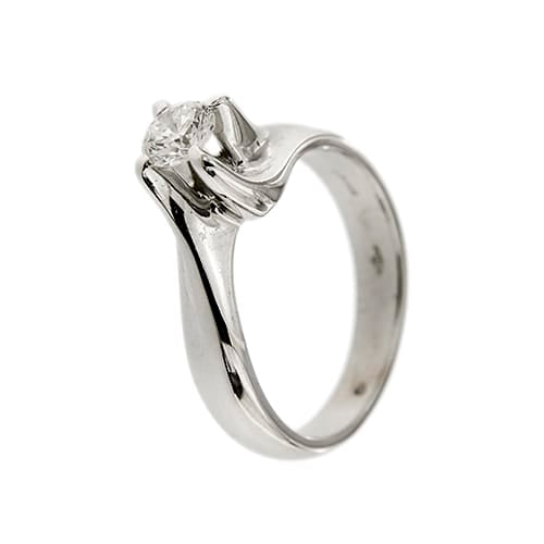 Bague 51 Bague solitaire contrarié en or blanc 18 ct avec diamant 0,37 ct 58 Facettes 30220