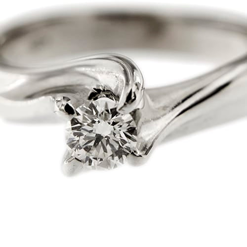 Bague 51 Bague solitaire contrarié en or blanc 18 ct avec diamant 0,37 ct 58 Facettes 30220