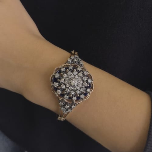 Bracelet Bracelet rigide émaillé à diamants en or rose 14 ct 58 Facettes 37288