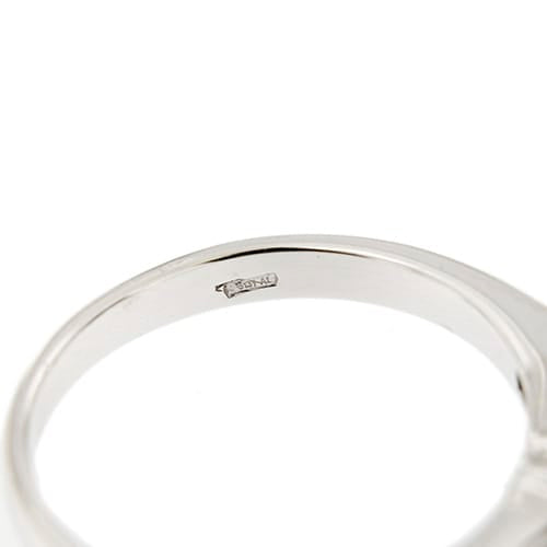 https://ledial.it/app/uploads/2025/05/31355-anello-oro-diamanti-solitario-12.jpg