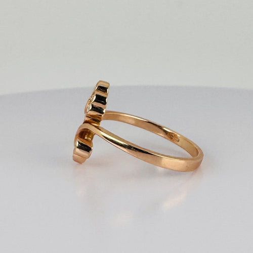 https://cdn.shopify.com/s/files/1/0829/5212/6812/files/14KRoseGoldDiamondS-ShapedRing4.jpg?v=1791472242