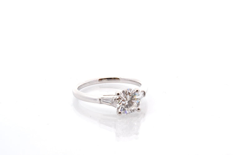 Bague 53 Bague en platine avec diamant 1,13 ct E/VVS1 et diamants 58 Facettes 27375-27360