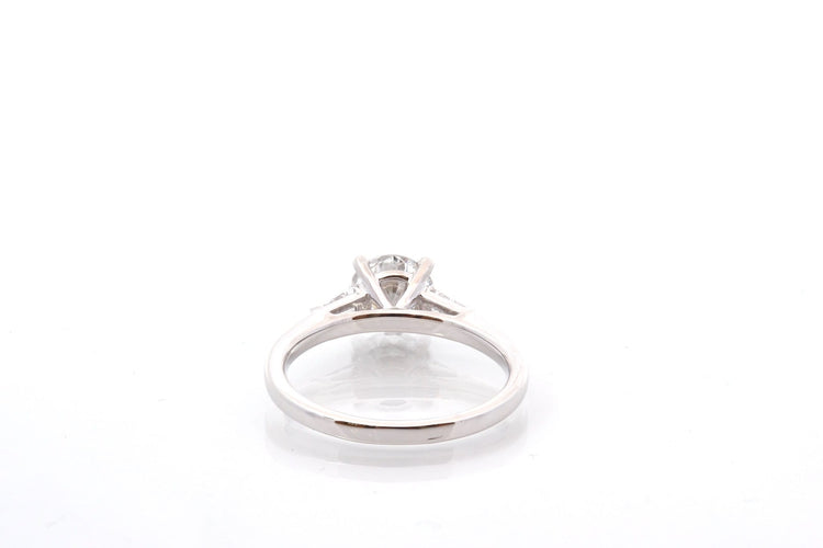 Bague 53 Bague en platine avec diamant 1,13 ct E/VVS1 et diamants 58 Facettes 27375-27360