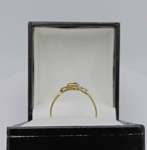 antique-lovers-18K-gold-ring-9.jpg