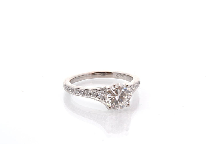 Bague 53 Bague - Diamant 1,23 ct G/VVS2 en platine et diamants 58 Facettes 27268-27373