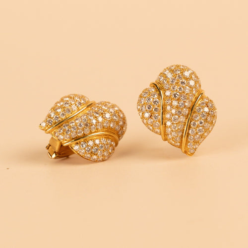 https://cdn.shopify.com/s/files/1/0940/1971/5447/files/mikaelian-100926-43.jpg?v=1789071075