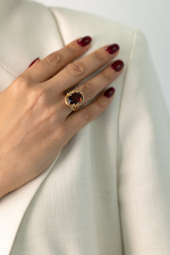 https://cdn.shopify.com/s/files/1/0940/1971/5447/files/Mikaelian-Produits-86.jpg?v=1790690238
