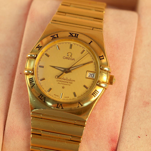 https://cdn.shopify.com/s/files/1/0940/1971/5447/files/omega-homme-constellation.jpg?v=1789997913