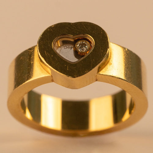 https://cdn.shopify.com/s/files/1/0940/1971/5447/files/chopard-bague-happy-diamonds.jpg?v=1790076328