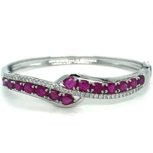 https://cdn.shopify.com/s/files/1/0940/1971/5447/files/bracelet-or-blanc-rubis-diamant-occasion-seconde-main.jpg?v=1763457663