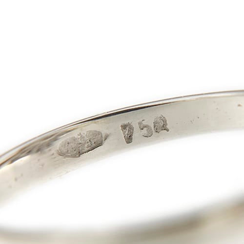 https://ledial.it/app/uploads/2026/10/40468-anello-oro-fiore-smeraldo-diamanti_12.jpg