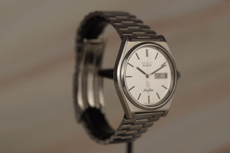 Montre Seiko Silverwave - Montre à quartz en acier 8229-8000 58 Facettes TOT-11089