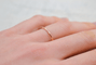 https://cdn.shopify.com/s/files/1/0963/7950/2920/files/Giftering-biseautee-en-Or-jaune-18-carats-Giftering-eco-responsable.png?v=1791898519