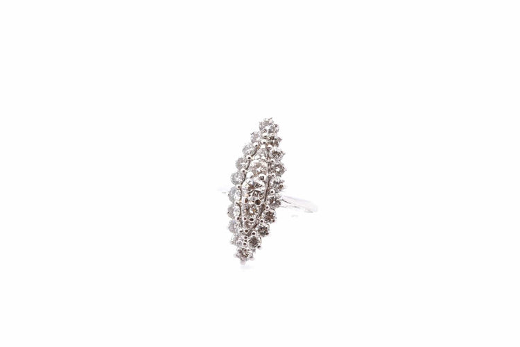 Bague 55 Bague marquise vintage en or blanc 18 carats et diamants 58 Facettes 27531