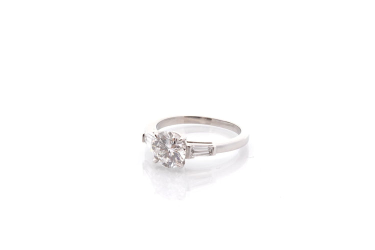 Bague 53 Bague en platine avec diamants 1,36 ct D/VS2 58 Facettes 27414-27617