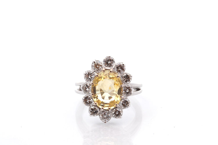 Bague 50.5 Bague saphir jaune de Ceylan 4,68 ct et diamants en or jaune 18k 58 Facettes 27550-27181