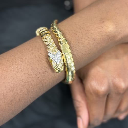 Bracelet Bracelet serpent rigide en or jaune 18 ct et diamants 58 Facettes 39752