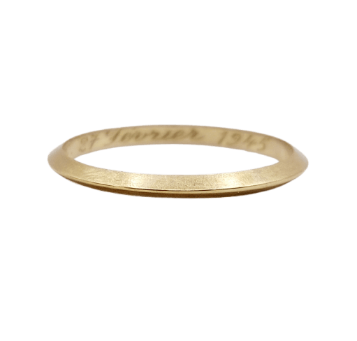 Bague 57 Bague jonc en or 18k biseautée, vers 1945 58 Facettes A08013