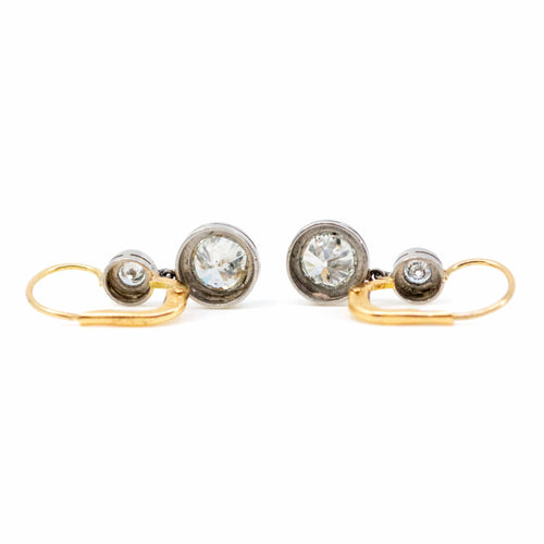 Boucles d'oreilles Boucles d’oreilles pendantes en platine et or 18k, diamants taille ancienne 58 Facettes 71E2F07267554564A79EEC66290810E4