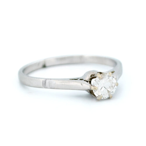 Bague 51 Bague solitaire rétro en or jaune et blanc 14k avec diamant 58 Facettes 7CFD1D485F9B45B895D85A2433C5D286
