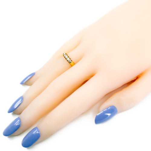 Bague 58 Bague ligne de diamants taille ancienne en or jaune 14k 58 Facettes 3A52EF8B9E8F4AA9A786FB3492D0965A