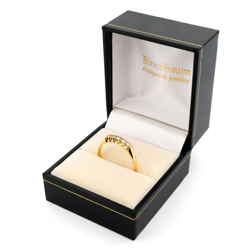 Bague 58 Bague ligne de diamants taille ancienne en or jaune 14k 58 Facettes 3A52EF8B9E8F4AA9A786FB3492D0965A