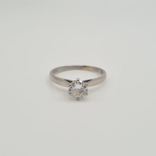 Bague 57 Bague solitaire en or blanc 18k avec diamant taille brillant 0,90 ct 58 Facettes #2880