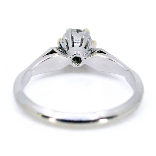 Bague 51 Bague solitaire en platine, or jaune 18k et diamant taille brillant 58 Facettes A9DFAC1A3D194C4C916D6E345A9F07E5