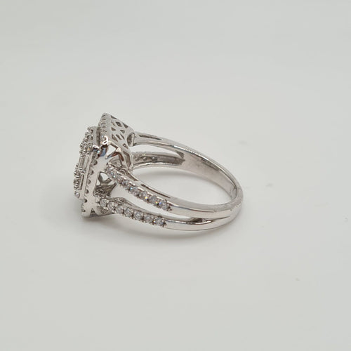 Bague 53 Bague en or blanc 18k avec diamants 58 Facettes #4967