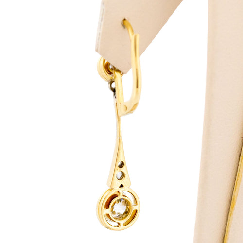 Boucles d'oreilles Boucles d’oreilles pendantes Art déco en or jaune et blanc 18k, diamants 58 Facettes AB1E518706D34E52BF5F76079DEFDAAC