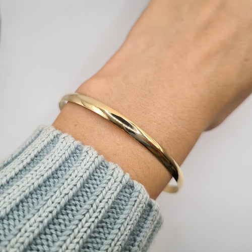 Bracelet jonc en or jaune 18 carats 58 Facettes #5065