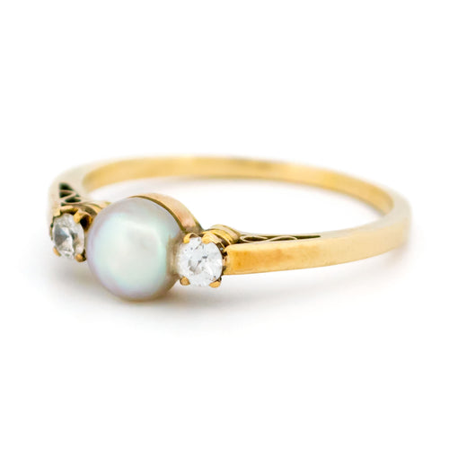 Bague 57 Bague trilogie en or 14 carats avec perle et diamants 58 Facettes 86ECCE0C24B745D3A3408B5DEF5041B2