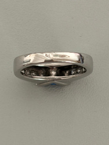 Bague 48 DAEL & GRAU - Bague en or gris 18k, saphir et diamants 58 Facettes LOT 8259