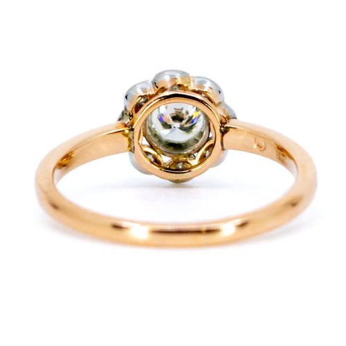 Bague 54 Bague halo en diamants, or 14k et platine 58 Facettes 94539860AACB4C71A413ADF64253D2AA