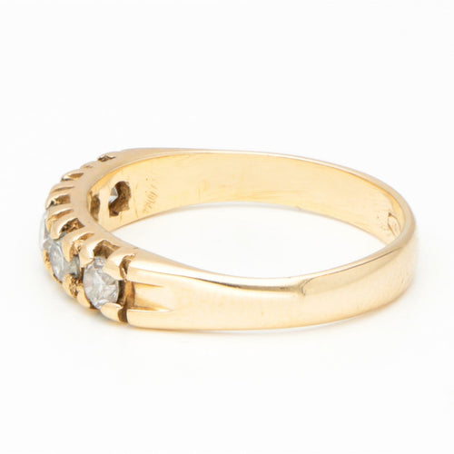 Bague 51 Bague ligne de diamants en or jaune 14k 58 Facettes 4E4B209145724E889C10F5E900A2A6E4