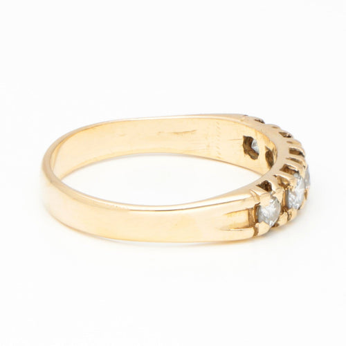 Bague 51 Bague ligne de diamants en or jaune 14k 58 Facettes 4E4B209145724E889C10F5E900A2A6E4